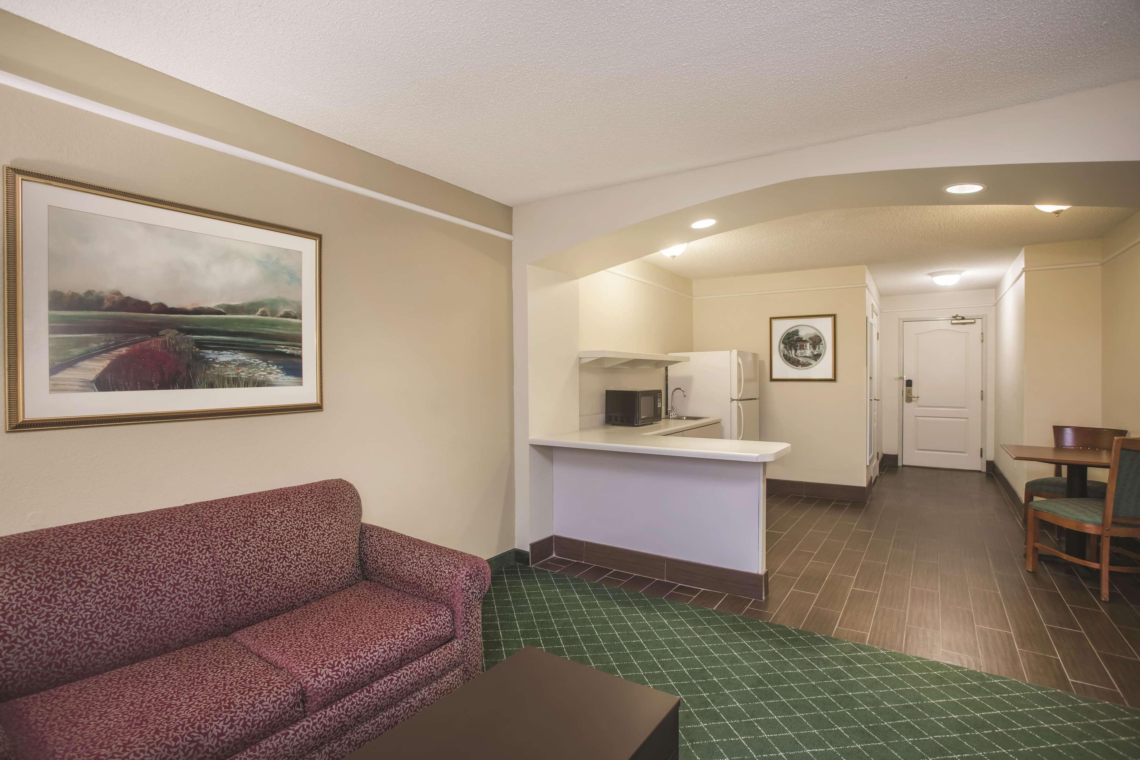 La Quinta By Wyndham Atlanta Stockbridge Hotel Exterior foto